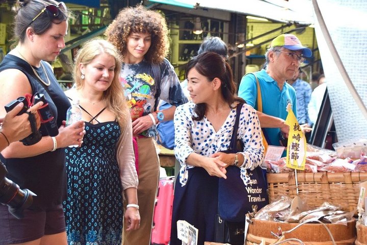Experience Tokyo's Tsukiji Fish Market and a sushi-making class with a professional chef, photo 33 | wizardtrip