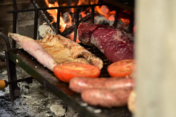 ブエノスアイレスの歴史的な家で、プレミアム肉とマルベックワインを使った本格的なアルゼンチン・アサードバーベキューの作り方を学びましょう、写真8 | wizardtrip