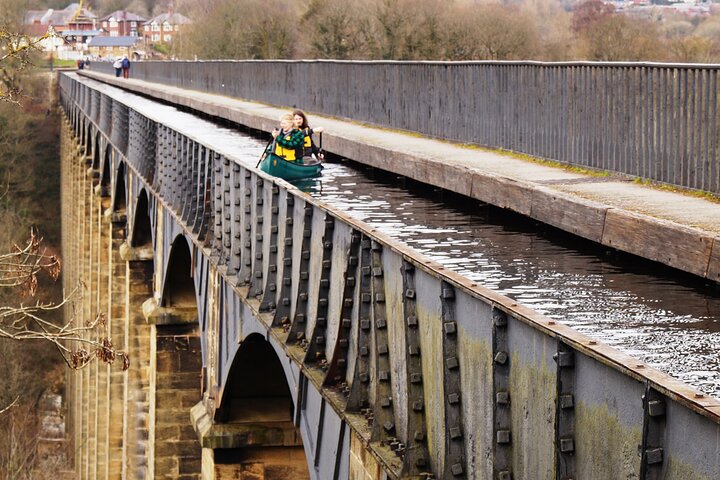 Canoë sur l'Aqueduc de Pontcysyllte | wizardtrip