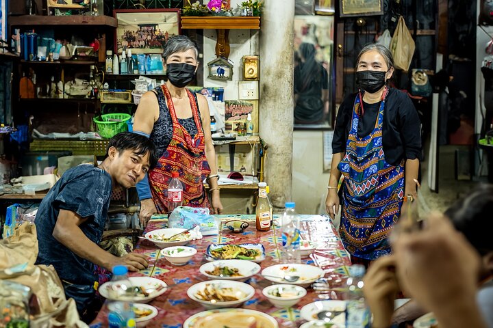 Découvrez le vrai Bangkok : Vélo et Saveurs Locales | wizardtrip