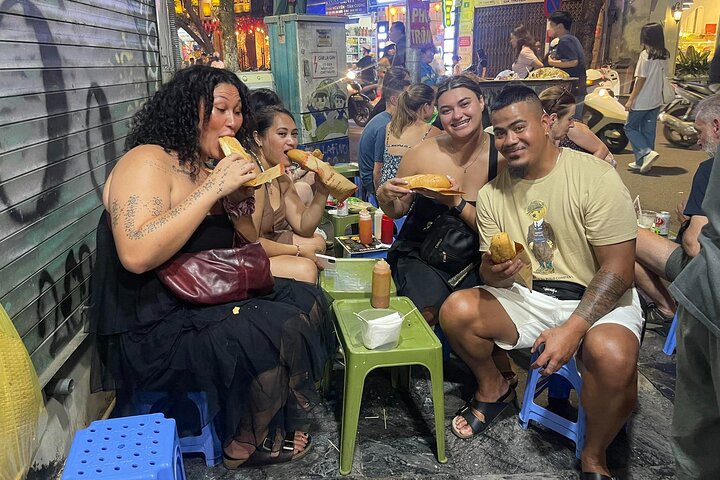 Explore Hanoi's vibrant street food scene and iconic Train Street on this guided culinary adventure, photo 16 | wizardtrip