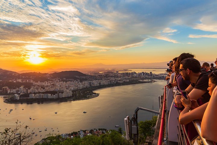 Halbtagestour: Christus der Erlöser, Selarón & Sonnenuntergang am Zuckerhut | wizardtrip