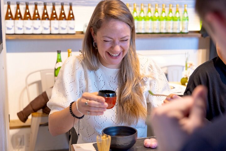 Learn to make traditional matcha tea and enjoy Japanese sweets in Osaka, photo 6 | wizardtrip