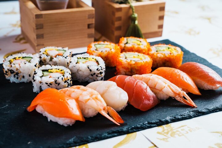 Sushi Making Osaka Roll and Authentic Japanese Sushi Class | wizardtrip