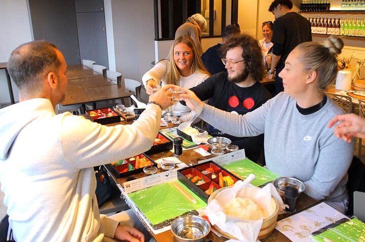 Impara a preparare autentici sushi roll e nigiri in un corso divertente e pratico a Osaka, foto 13 | wizardtrip