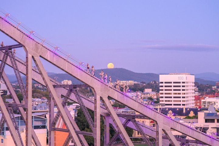 Story Bridge Adventure Climb in Brisbane | wizardtrip