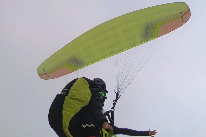 Experience thrilling paragliding flights over the scenic landscapes of Medellín, Colombia, photo 46 | wizardtrip