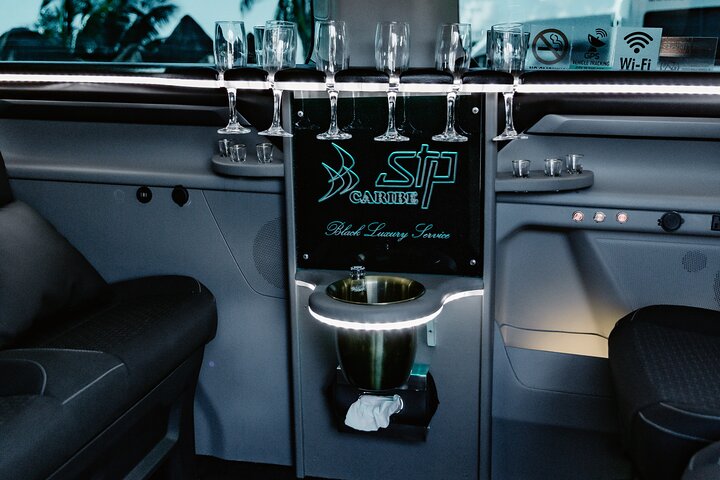 Service de transfert privé de luxe en van depuis l'aéroport de Cancun avec WiFi et commodités, photo 9 | wizardtrip