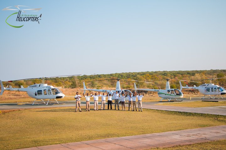 Helikopterflug über die Victoriafälle, Simbabwe, mit Blick aus der Luft auf die Fälle und den Sambesi, Foto 12 | wizardtrip