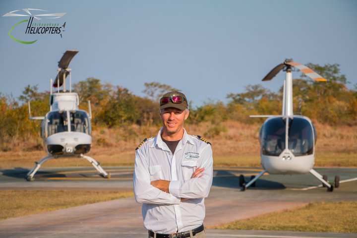 Helikopterflug über die Victoriafälle, Simbabwe, mit Blick aus der Luft auf die Fälle und den Sambesi, Foto 13 | wizardtrip