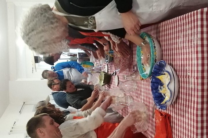 Authentische Bauernhof-Tour in Sorrento mit Pizzabacken, Käseverkostung und Wein, Foto 18 | wizardtrip