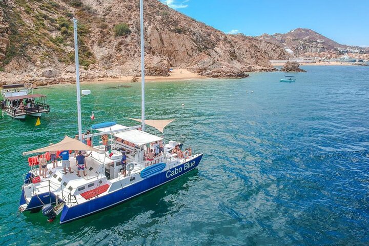 Naturskön båtkryssning i Cabo San Lucas med snorkling och utsikt över bågen, foto 6 | wizardtrip