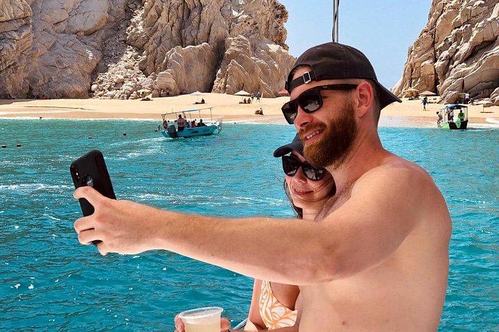 Naturskön båtkryssning i Cabo San Lucas med snorkling och utsikt över bågen, foto 19 | wizardtrip