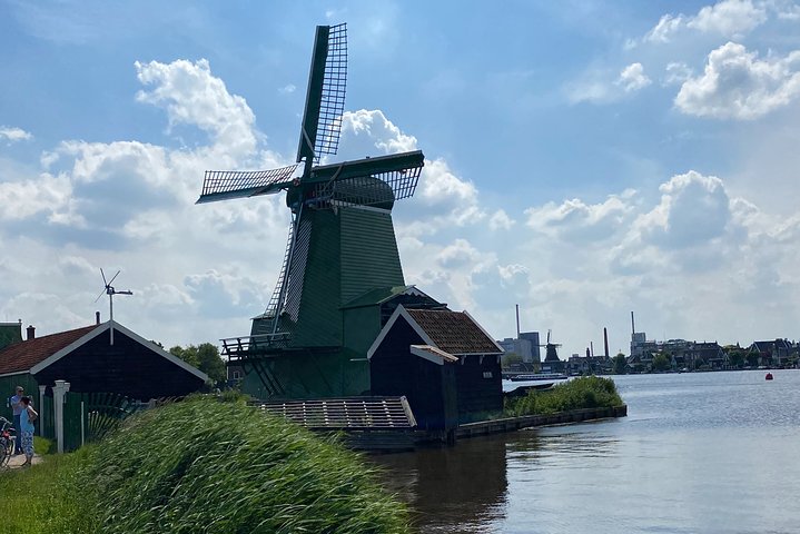 E-bike tour from Amsterdam to Zaanse Schans windmills and Zaandam countryside, photo 15 | wizardtrip