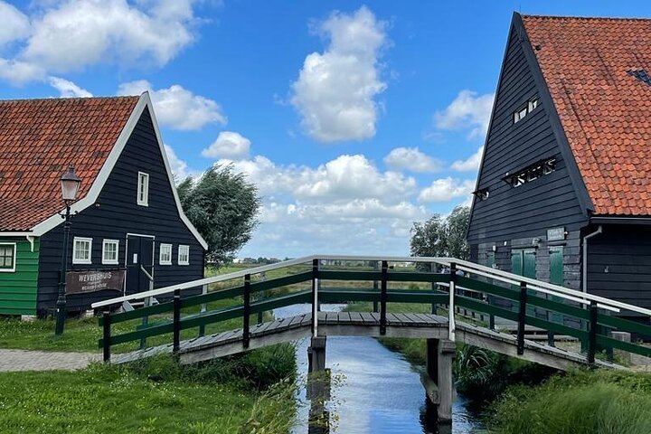 E-bike tour from Amsterdam to Zaanse Schans windmills and Zaandam countryside, photo 22 | wizardtrip
