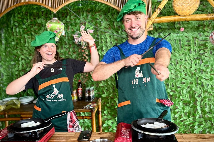 Partecipa a un corso di cucina vietnamita, visita il mercato e fai un giro in barca cesta a Hoi An, foto 10 | wizardtrip