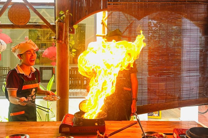 Partecipa a un corso di cucina vietnamita, visita il mercato e fai un giro in barca cesta a Hoi An, foto 12 | wizardtrip