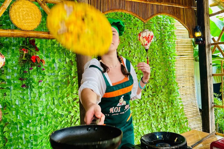 Partecipa a un corso di cucina vietnamita, visita il mercato e fai un giro in barca cesta a Hoi An, foto 33 | wizardtrip