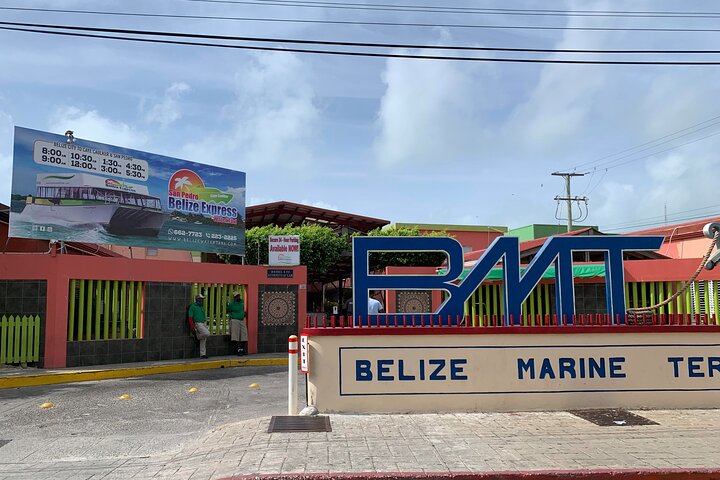 Transfert Aéroport International du Belize vers Belize City | wizardtrip