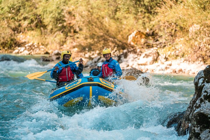 Rafting sur la Soča en eaux vives à Bovec avec photos gratuites | wizardtrip