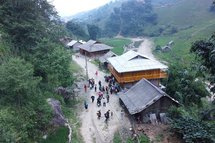 Vandreeventyr gennem risterrasser og etniske landsbyer i Sapa, Vietnam, foto 11 | wizardtrip