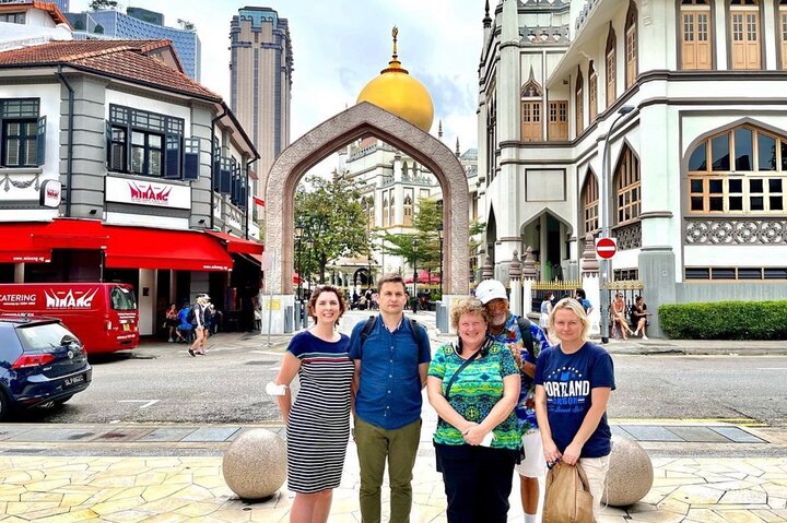 Esplora i vivaci quartieri etnici di Singapore, assaggiando street food locale e imparando cultura e storia, foto 13 | wizardtrip