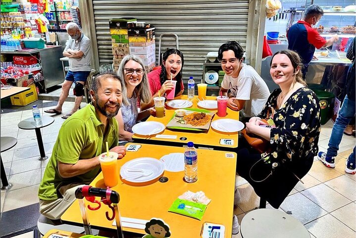 Esplora i vivaci quartieri etnici di Singapore, assaggiando street food locale e imparando cultura e storia, foto 40 | wizardtrip