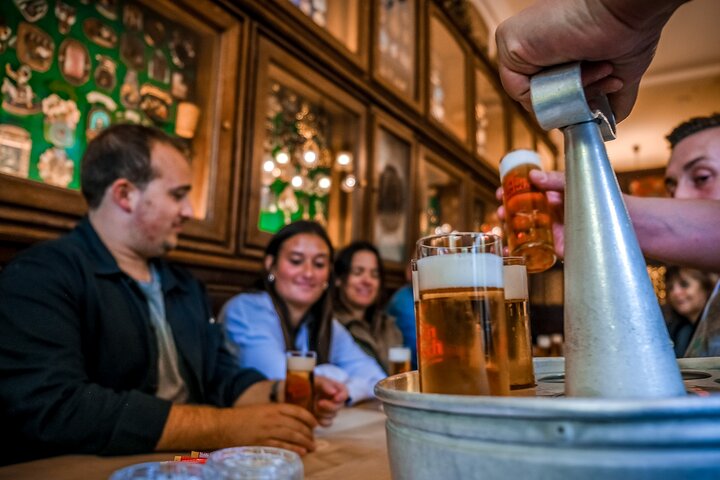 ケルンの歴史的な醸造所を探索し、ガイド付きツアーで伝統的なケルシュビールを味わいましょう、写真13 | wizardtrip