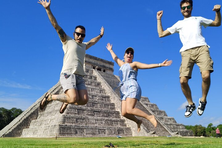 Chichen Itza, Cenote Privé/Expérience Culinaire & la Magie d'Izamal | wizardtrip