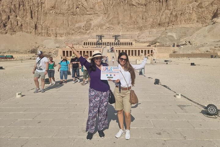 Explore templos e tumbas do antigo Egito em um passeio privado de dia inteiro pela Margem Oeste de Luxor, foto 12 | wizardtrip