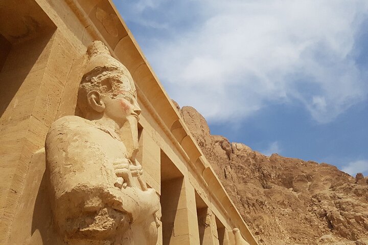 Explore templos e tumbas do antigo Egito em um passeio privado de dia inteiro pela Margem Oeste de Luxor, foto 24 | wizardtrip