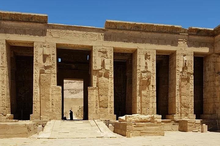 Private full-day tour of Luxor's East and West Banks, including Karnak, Luxor Temple, Valley of the Kings, and Hatshepsut's Temple, photo 7 | wizardtrip