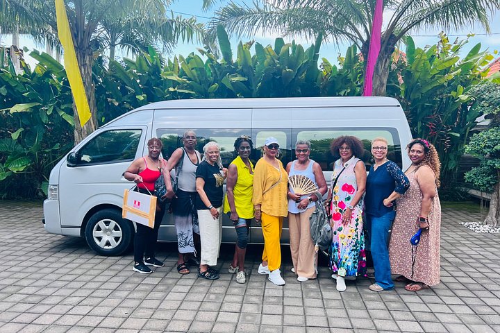 Private car charter service in Bali with an English-speaking driver, exploring popular tourist destinations, photo 24 | wizardtrip