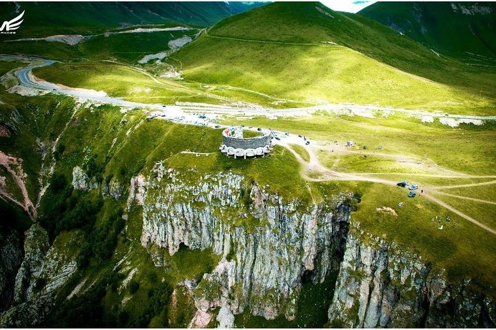 Scenic tour of Georgian mountains, historical sites, and cultural landmarks, photo 9 | wizardtrip