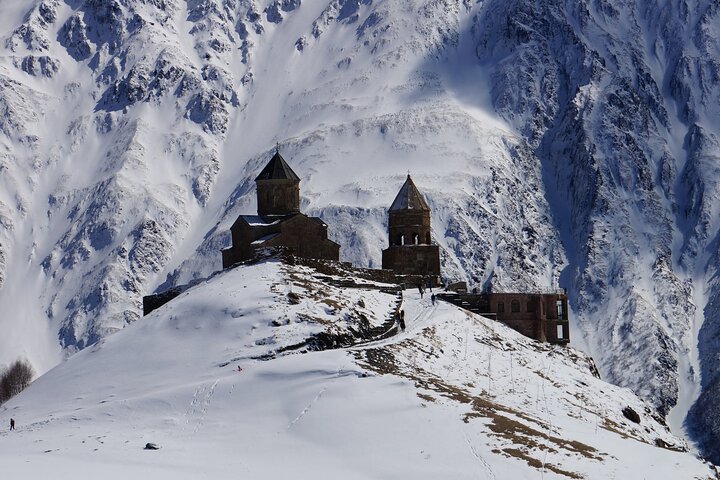 Scenic tour of Georgian mountains, historical sites, and cultural landmarks, photo 18 | wizardtrip