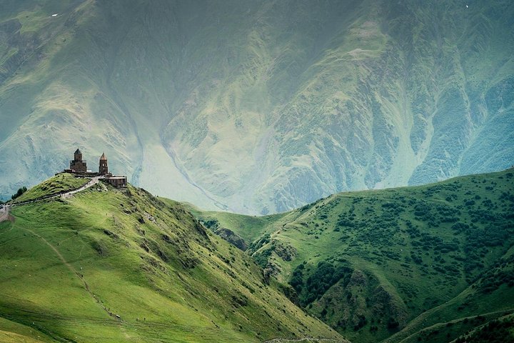 Scenic tour of Georgian mountains, historical sites, and cultural landmarks, photo 19 | wizardtrip