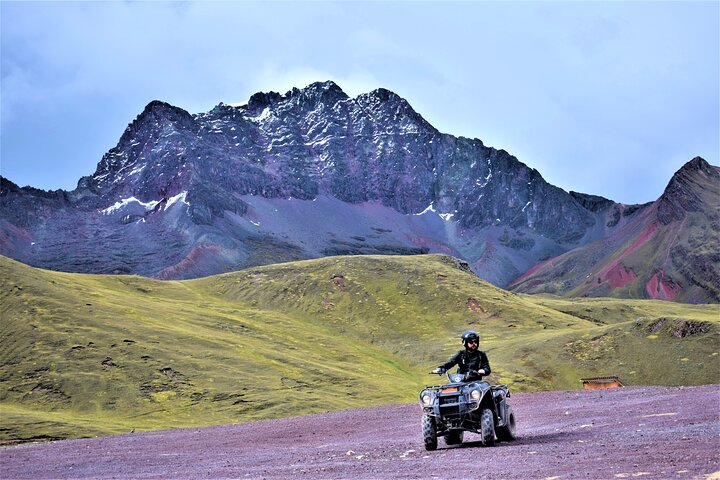 Quad bike adventure to the vibrant Rainbow Mountain in Cusco, Peru, photo 7 | wizardtrip