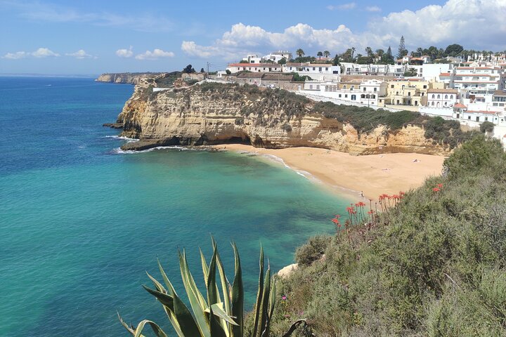 Tour guiado de dia inteiro a partir de Faro explorando a deslumbrante costa, grutas e vilas do Algarve, foto 14 | wizardtrip