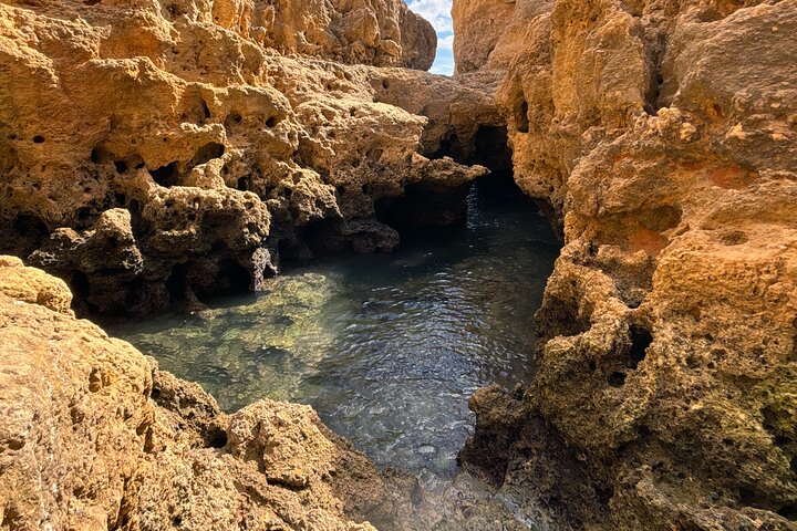 Tour guiado de dia inteiro a partir de Faro explorando a deslumbrante costa, grutas e vilas do Algarve, foto 18 | wizardtrip