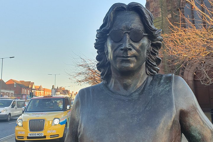 Experimenta un tour personalizado de los Beatles por Liverpool en un taxi eléctrico de lujo, visitando lugares emblemáticos, foto 7 | wizardtrip