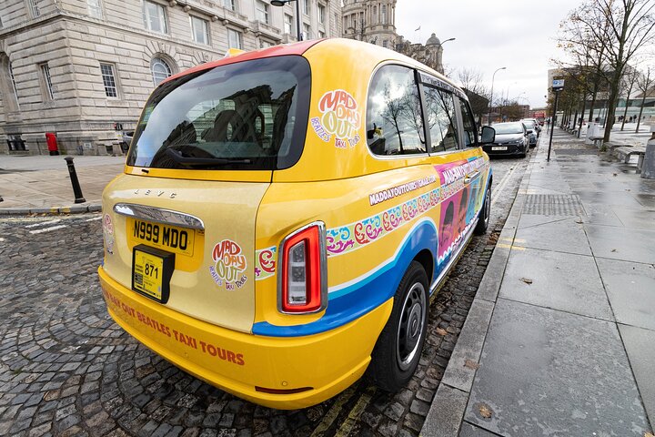 Experimenta un tour personalizado de los Beatles por Liverpool en un taxi eléctrico de lujo, visitando lugares emblemáticos, foto 8 | wizardtrip