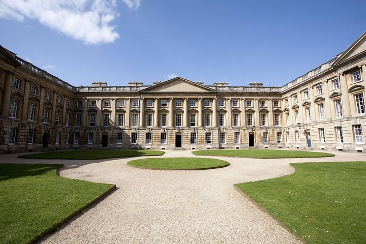 Explorez les collèges historiques et les monuments emblématiques de l'Université d'Oxford lors d'une visite guidée prolongée, photo 13 | wizardtrip