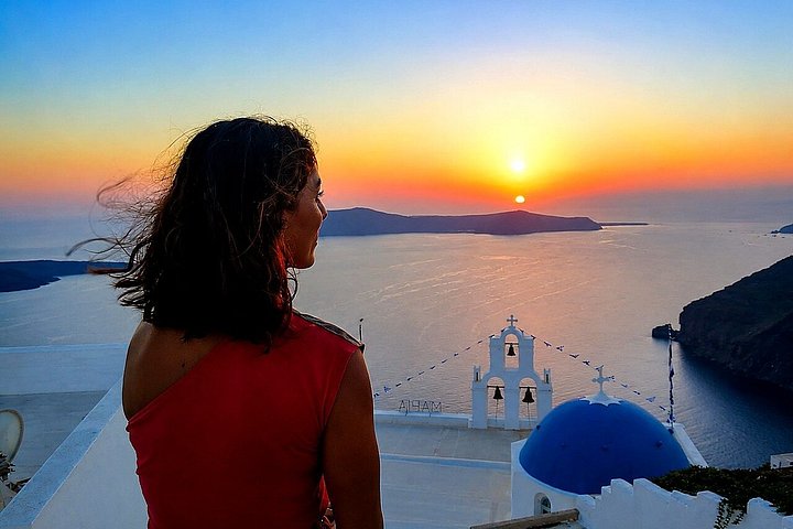 Visite privée capturant les vues emblématiques de Santorin et les lieux de photo cachés à Oia, Fira et dans des endroits pittoresques, photo 9 | wizardtrip
