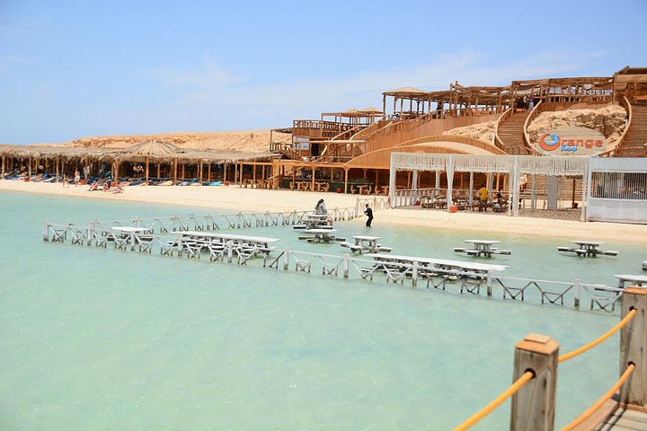 Crucero de lujo en yate en Hurgada con snorkel, visita a isla, deportes acuáticos y masaje a bordo, foto 30 | wizardtrip