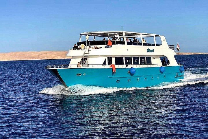 Crucero de lujo en yate en Hurgada con snorkel, visita a isla, deportes acuáticos y masaje a bordo, foto 36 | wizardtrip
