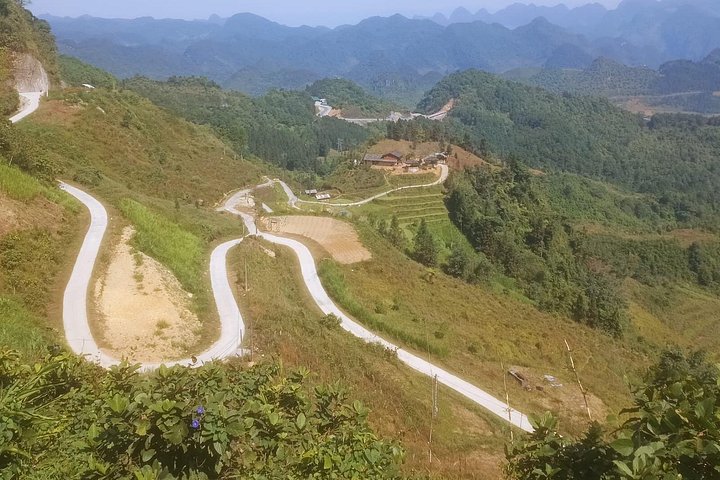 Tag på en 3 eller 4-dages motorcykel loop gennem Ha Giangs fantastiske landskaber, besøg lokale landsbyer og naturskønne pas, foto 9 | wizardtrip