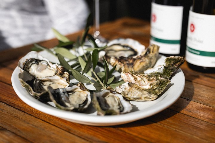 Waiheke Island Gourmet Food and Wine Tour mit Weingütern, Austern, Olivenöl und lokalen Produkten, Foto 6 | wizardtrip