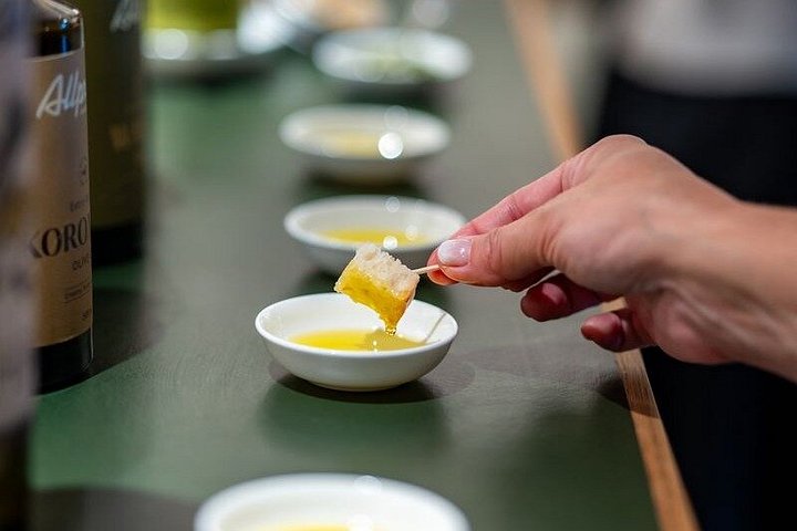 Waiheke Island Gourmet Food and Wine Tour mit Weingütern, Austern, Olivenöl und lokalen Produkten, Foto 13 | wizardtrip