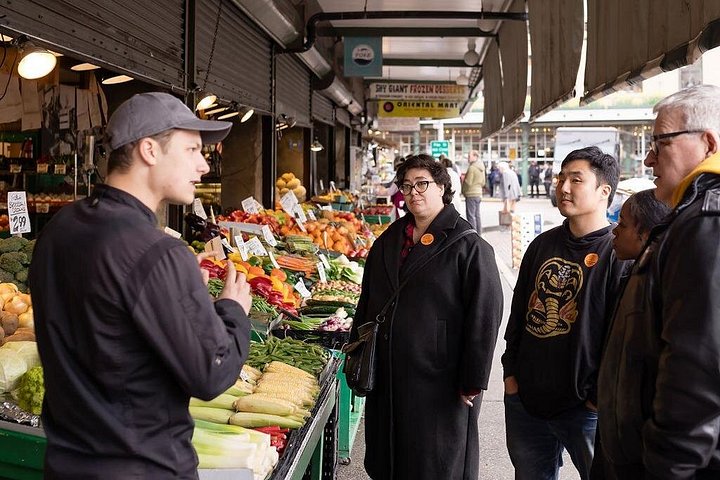 Een door een chef geleide foodtour door de levendige Pike Place Market in Seattle, met lokale delicatessen en verhalen van leveranciers, foto 13 | wizardtrip