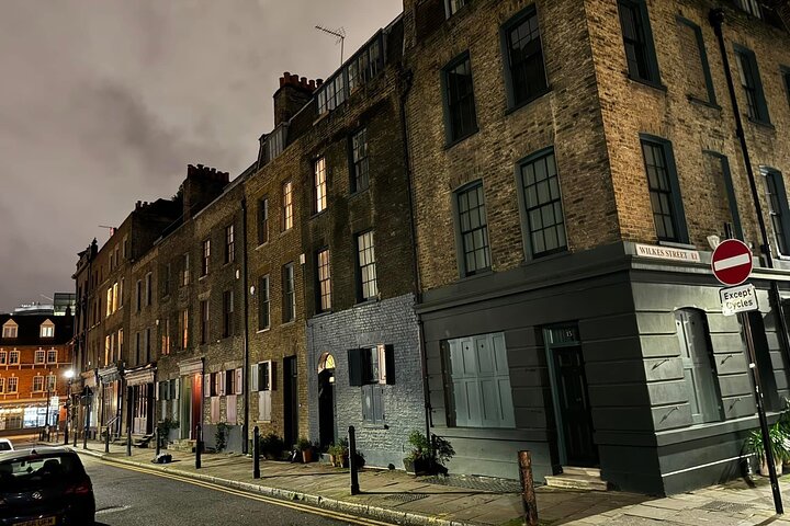 Jack the Ripper-tur i London med Ripper-Vision-teknik för att projicera bilder på gator, foto 7 | wizardtrip